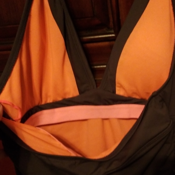 Athleta swim top - Picture 4 of 6
